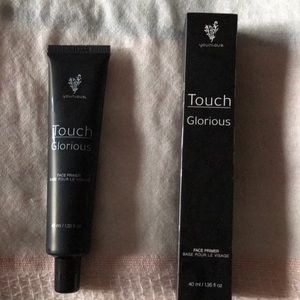 Younique Touch Glorious Face Primer